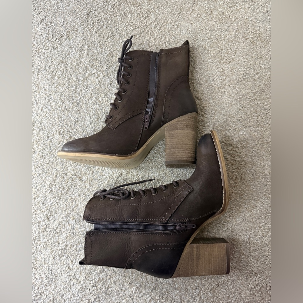 Steve Madden Boots